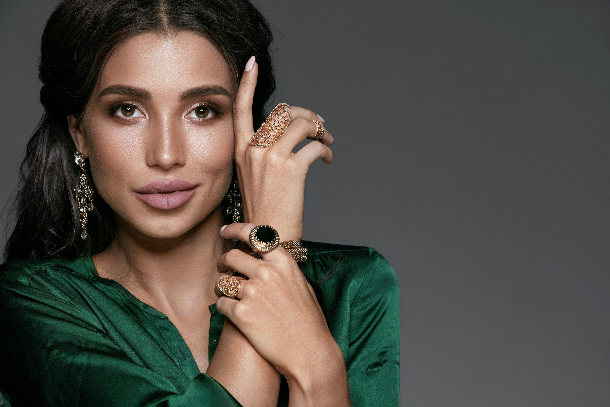 Jewelry For Women. Fashion Woman With Gold Accessories